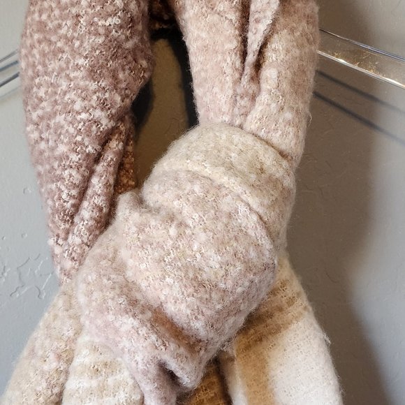 Anthropologie Scarf "EUC" - Picture 10 of 10